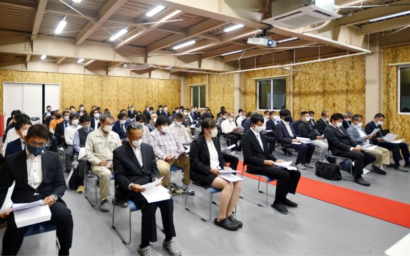 森住建が開催する業者会のようす